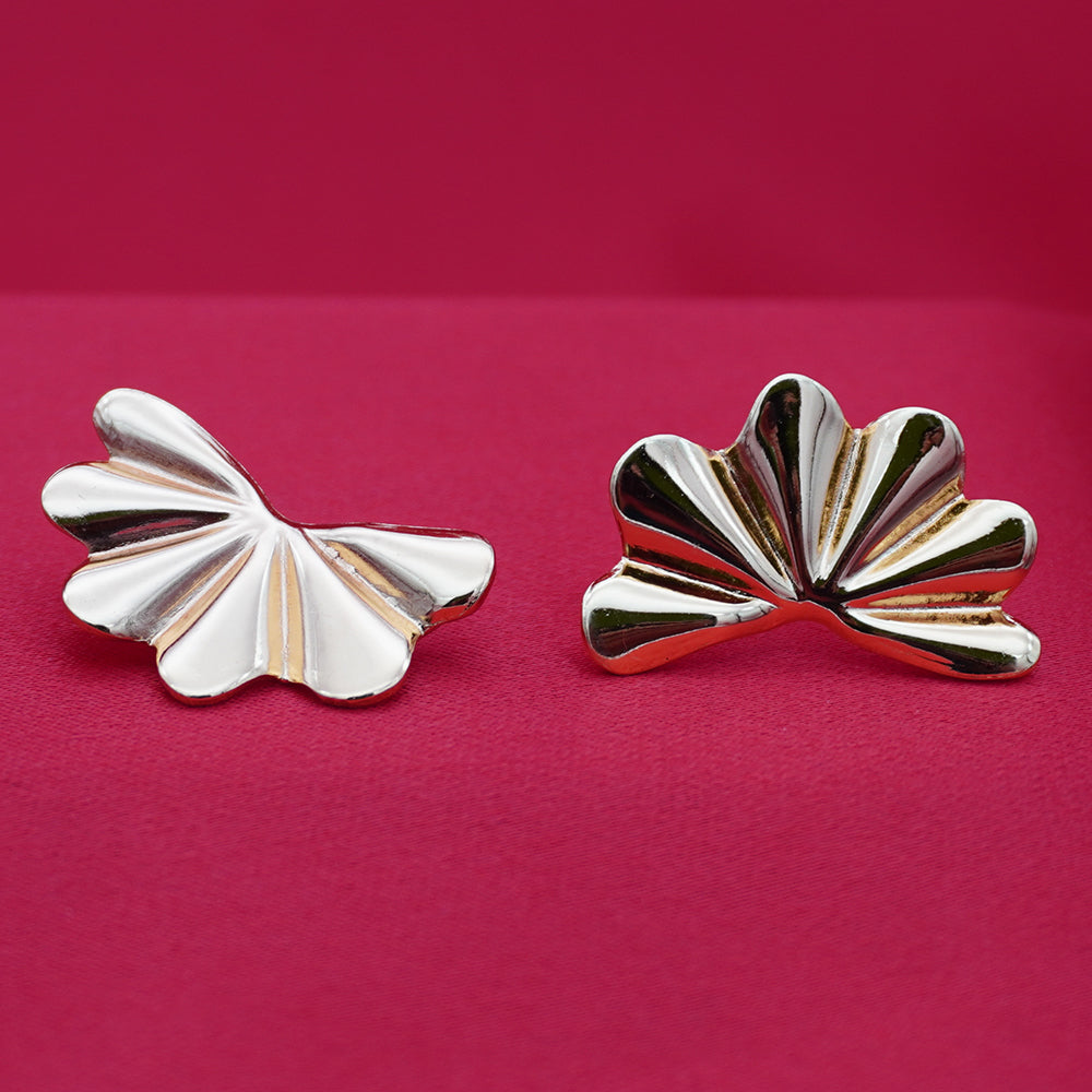 Anti Tarnish Textured Fan Shell Stud Earrings