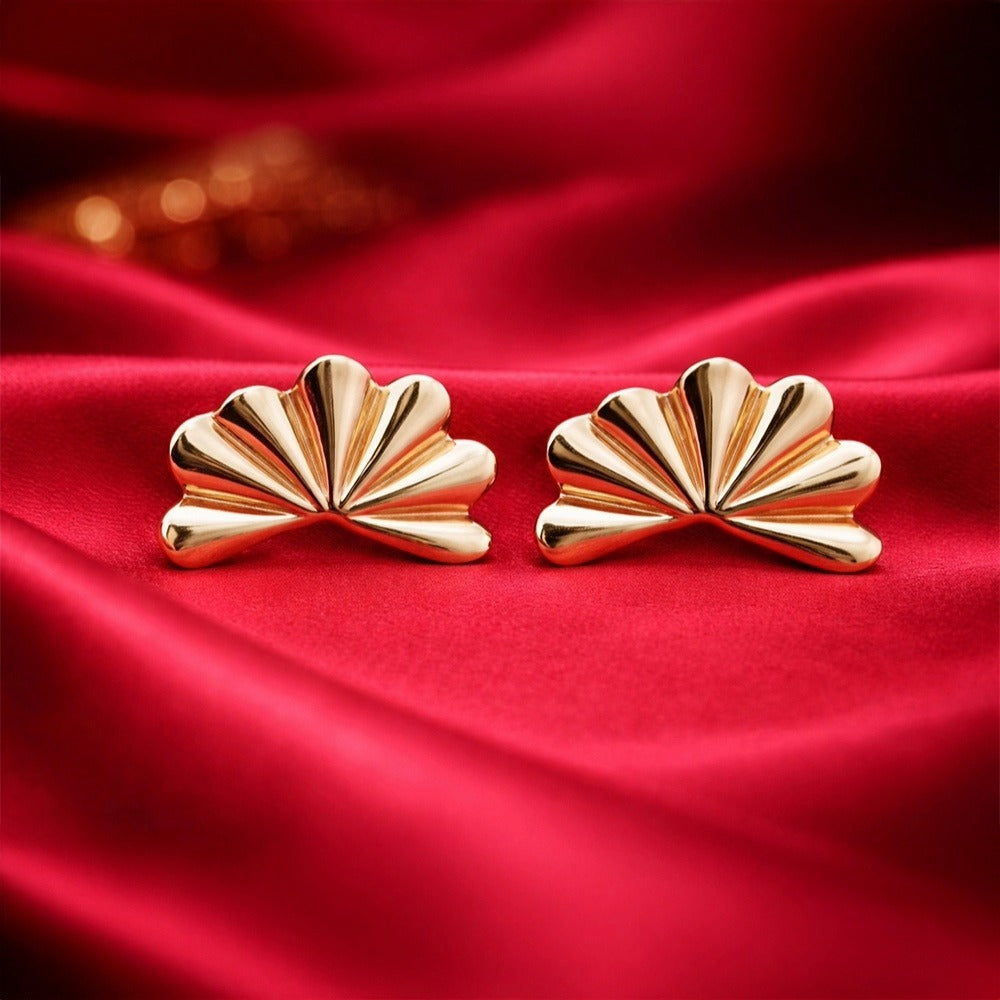 Anti Tarnish Textured Fan Shell Stud Earrings