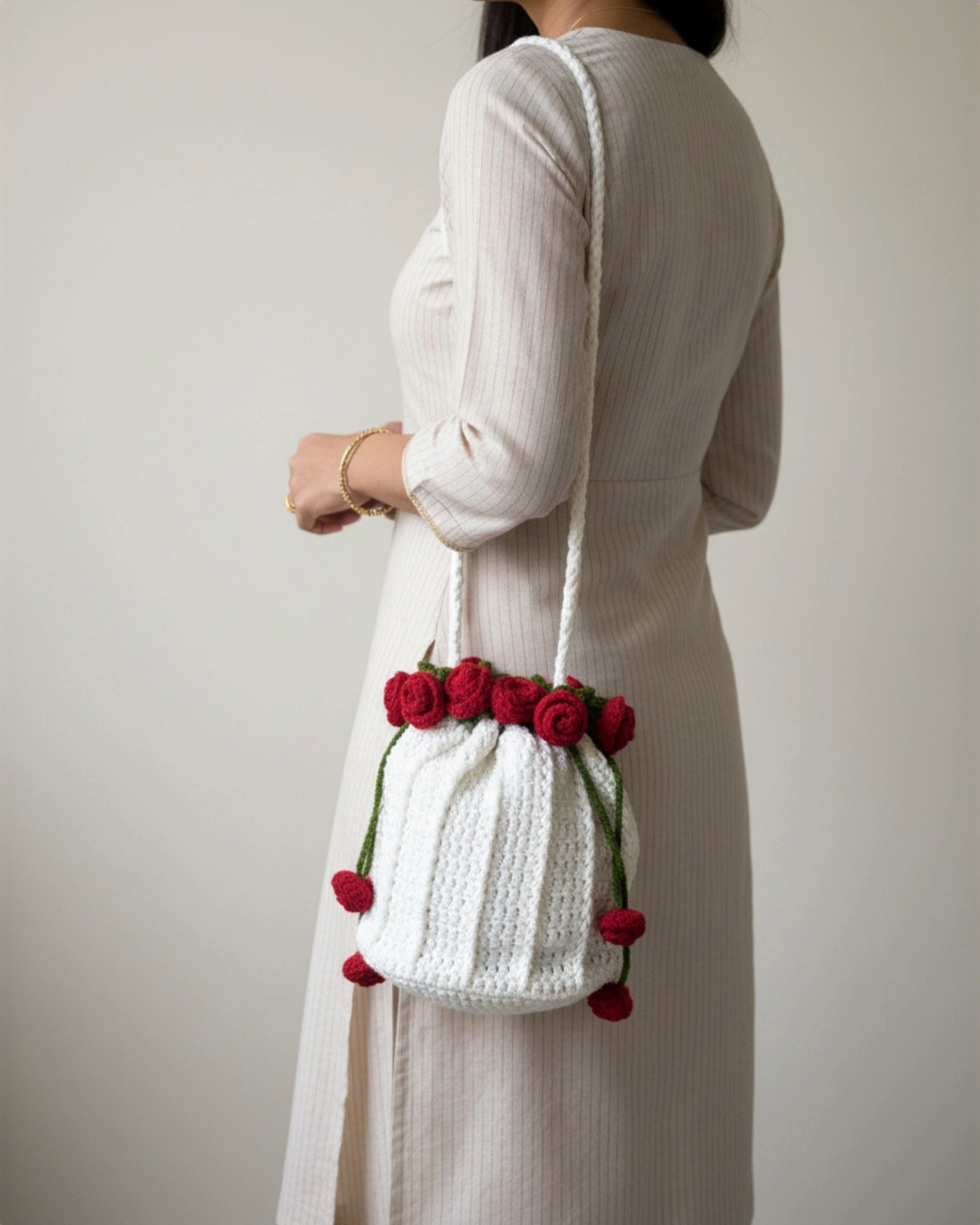 Crochet Drawstring Sling Purse – Red Rose Edition