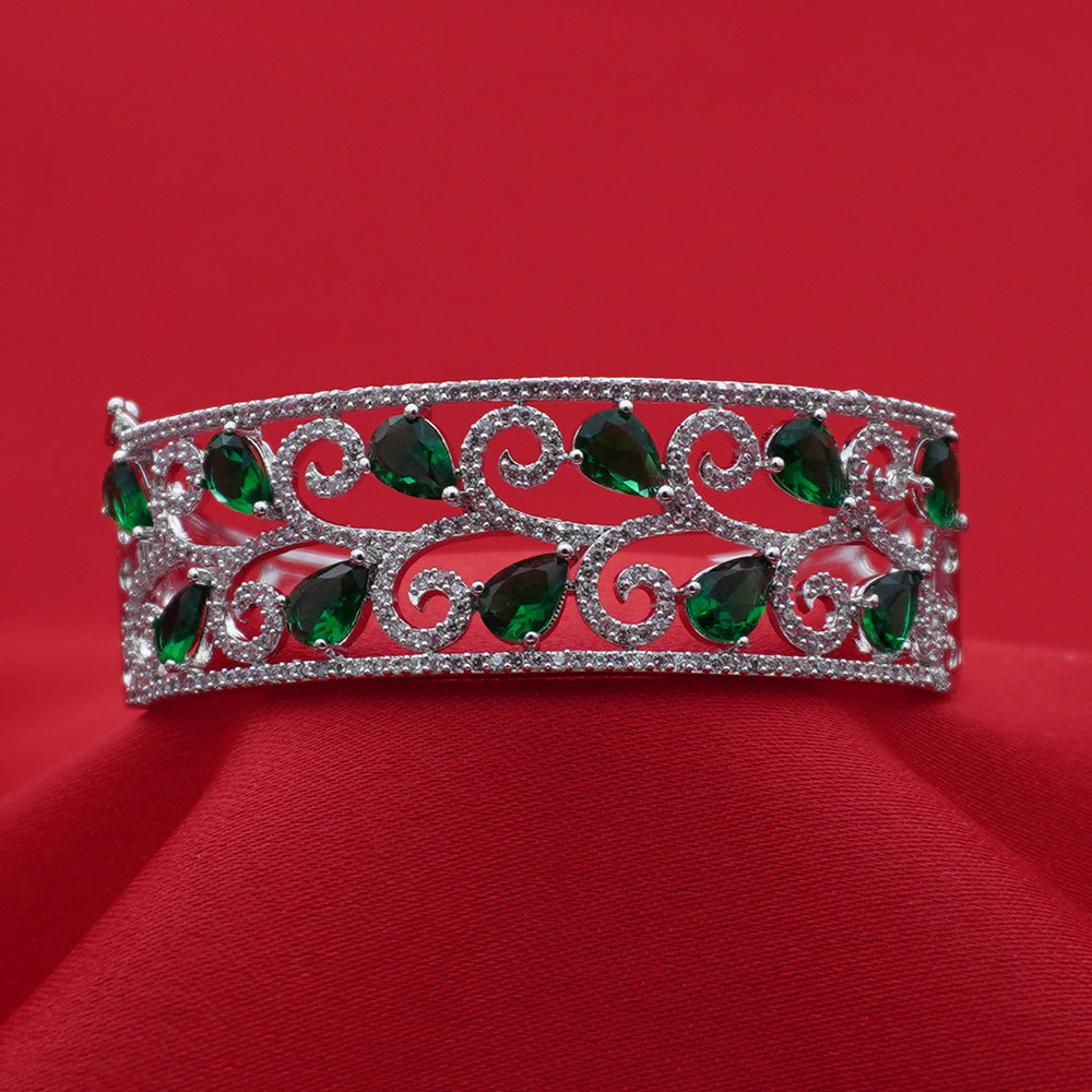 Emerald-Green Teardrop Cuff Bracelet (Free size)