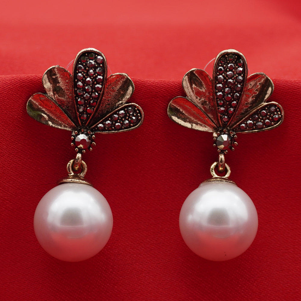 Gold Fan Pearl Drop Earrings