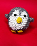 ❄️ Ocean & Arctic Friends – Frost Penguin – Grey & White Amigurumi Charm