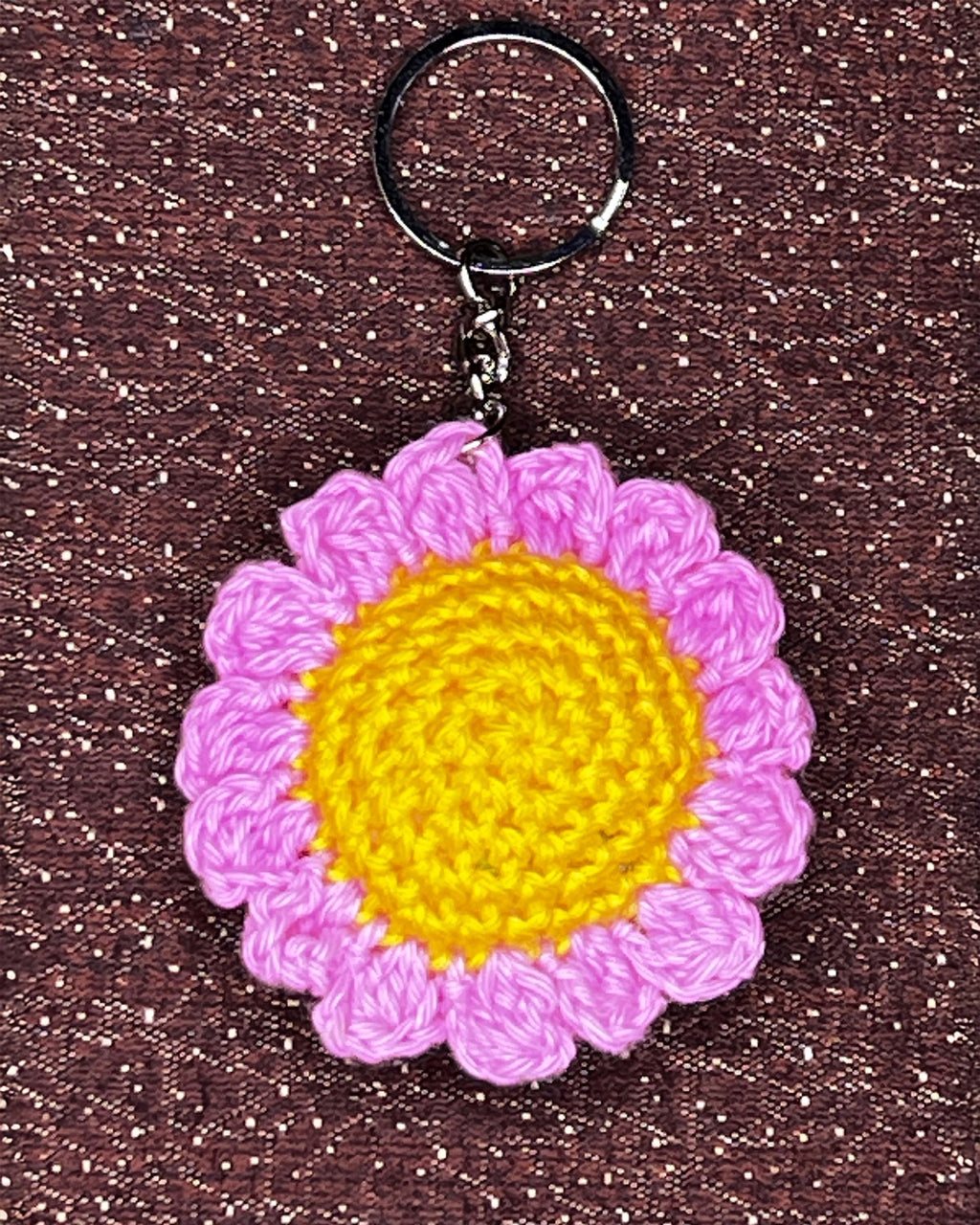 🌸 Blooming Charms - Spring Daisy – Pink Petals with Yellow Center