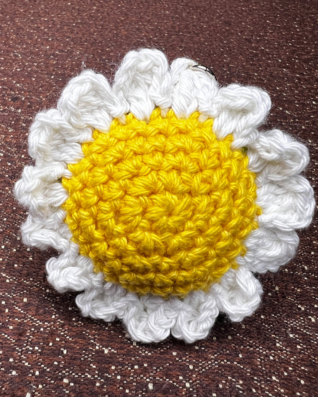 🌸 Blooming Charms - Daisy Delight - White & Yellow Bloom