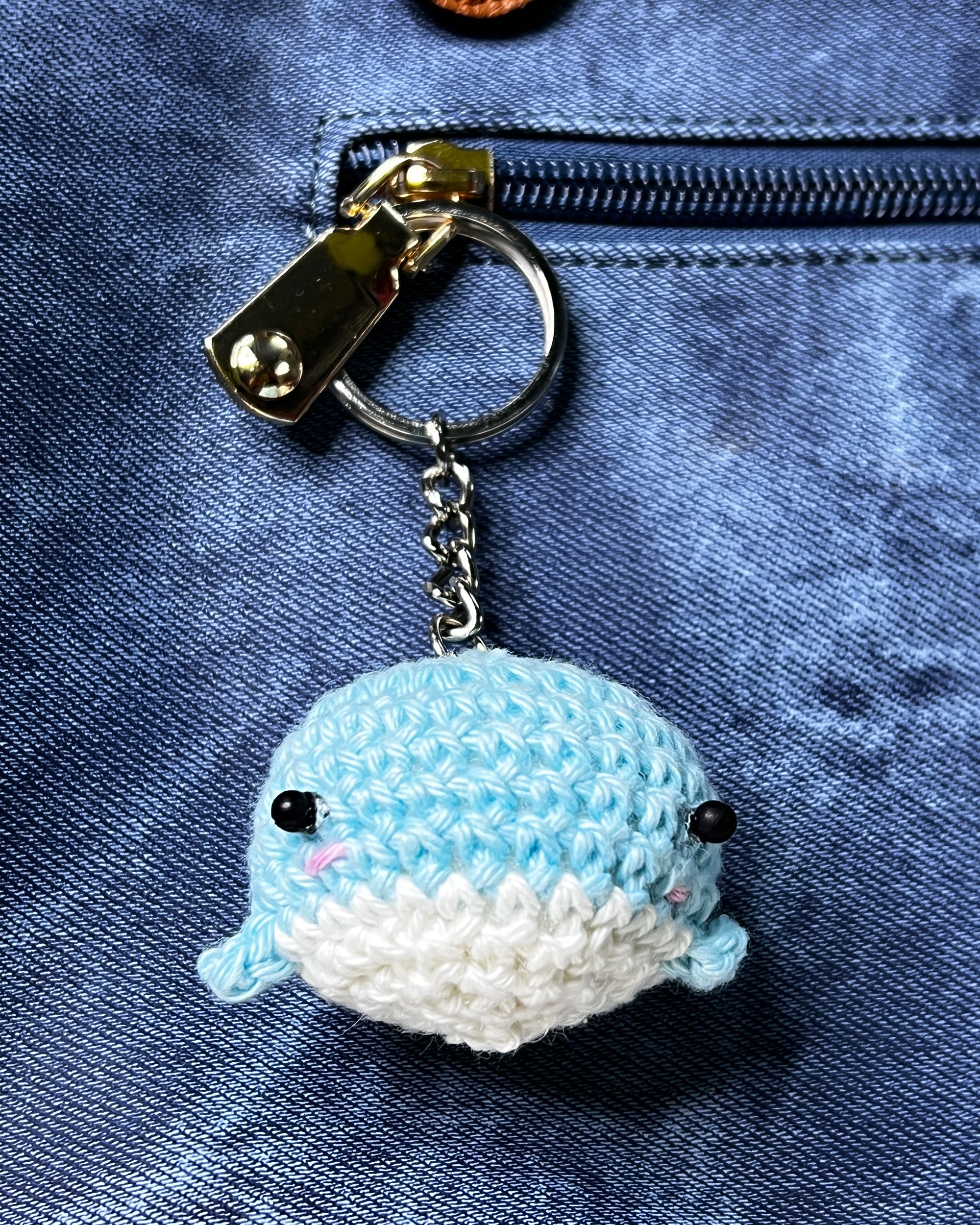 ❄️ Ocean & Arctic Friends – Blue Wave Whale – Ocean Blue Amigurumi Charm