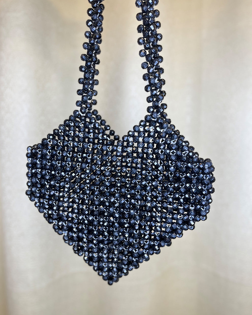 Pulsara — The Enchanted Heart Collection | Charcoal Black