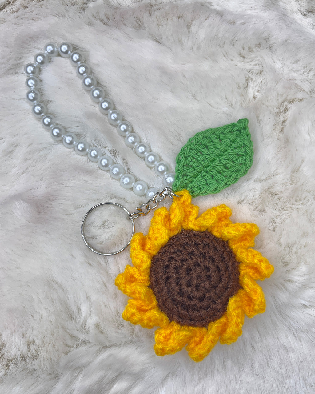 🌸 Blooming Charms - Golden Sunflower with Pearl Charm