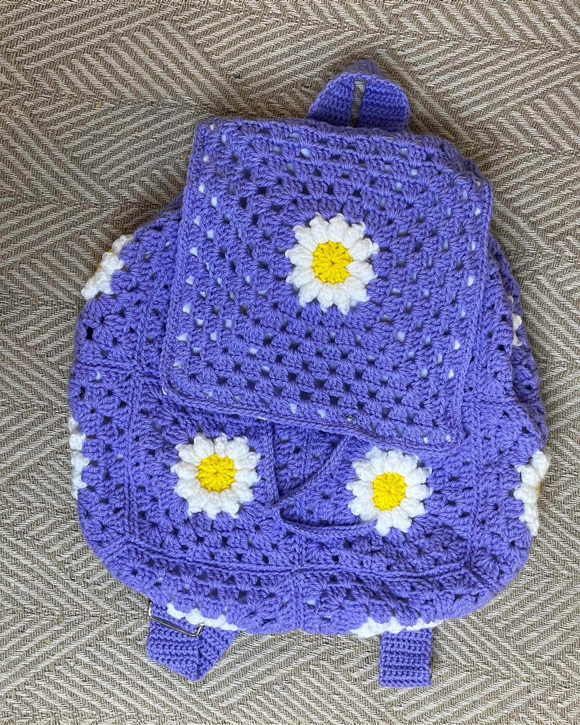 Handcrafted Daisy Crochet Backpack – Lavender Backpack with Daisy Accents
