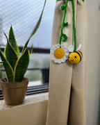 Handmade Curtain Decor - Crochet Bee & Daisy Curtain Tieback
