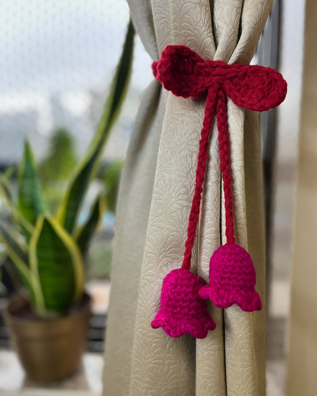 Handmade Romantic Floral Home Decor - Crochet Red & Magenta Tulips Curtain Tieback