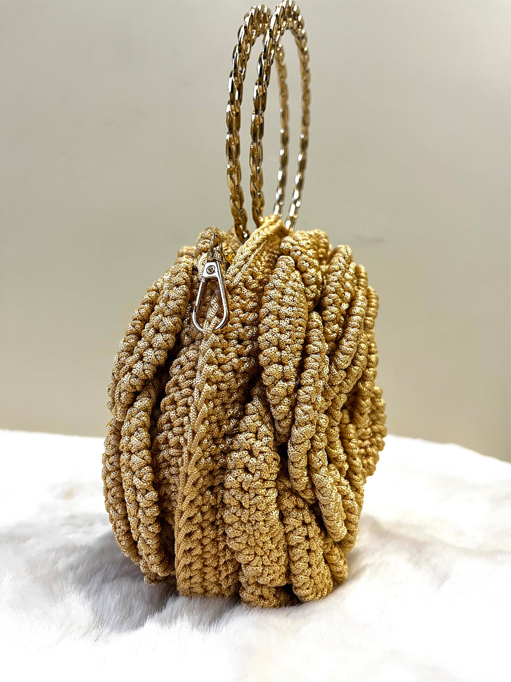 Rosalia - The Handmade Crochet Purse | Golden Rose