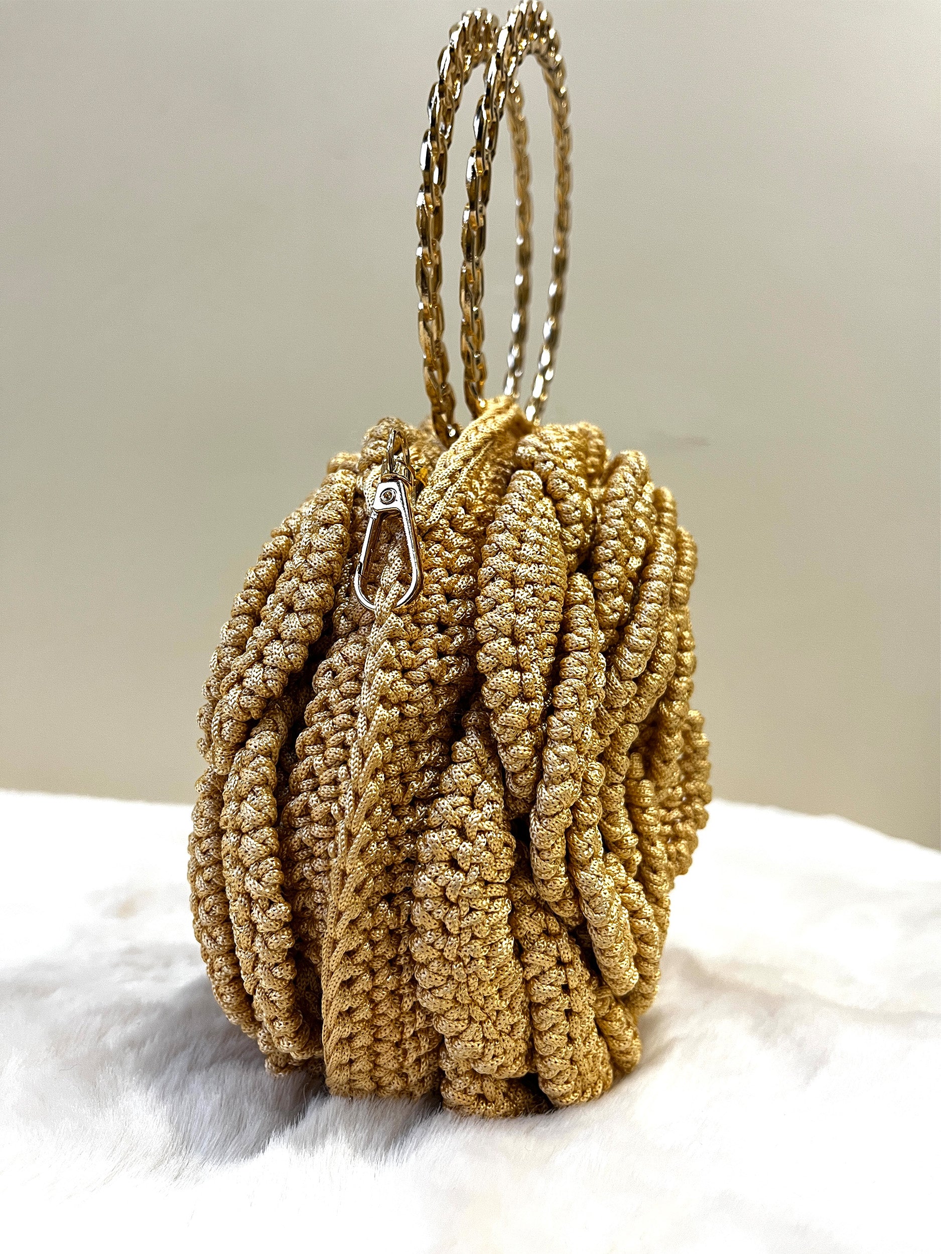 Rosalia - The Handmade Crochet Purse | Golden Rose