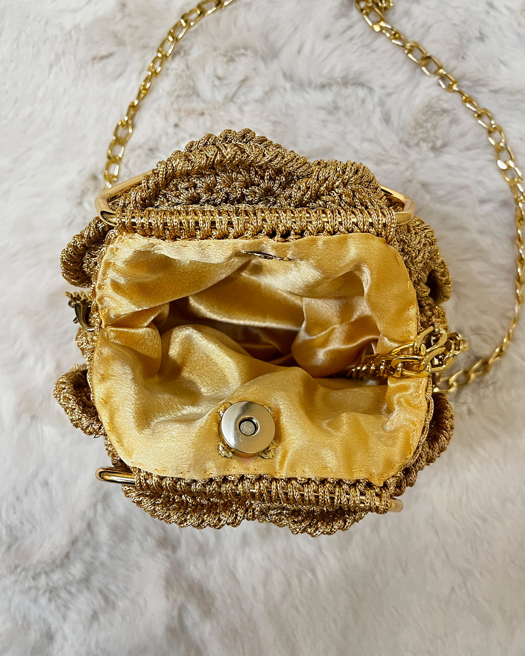 Rosalia - The Handmade Crochet Purse | Glittering Golden