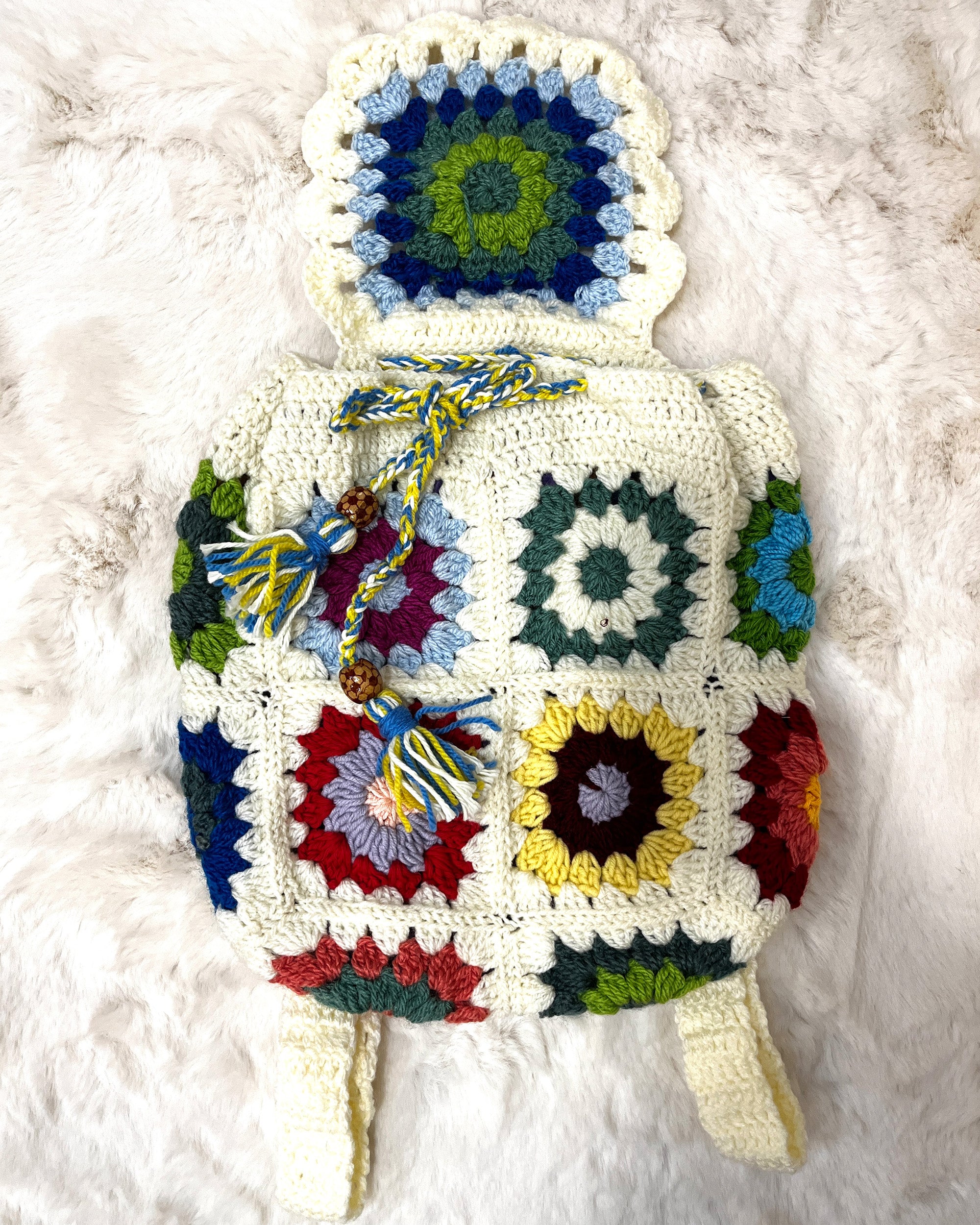 🌸 Wildflower Dreams Crochet Backpack - Ivory Meadow