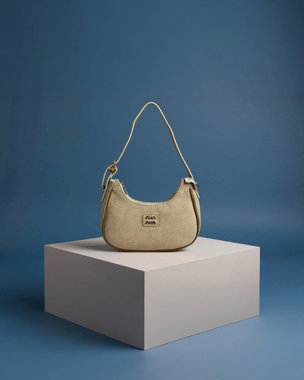 MIN MIN Textured Chic Handbag | Elegant Khaki