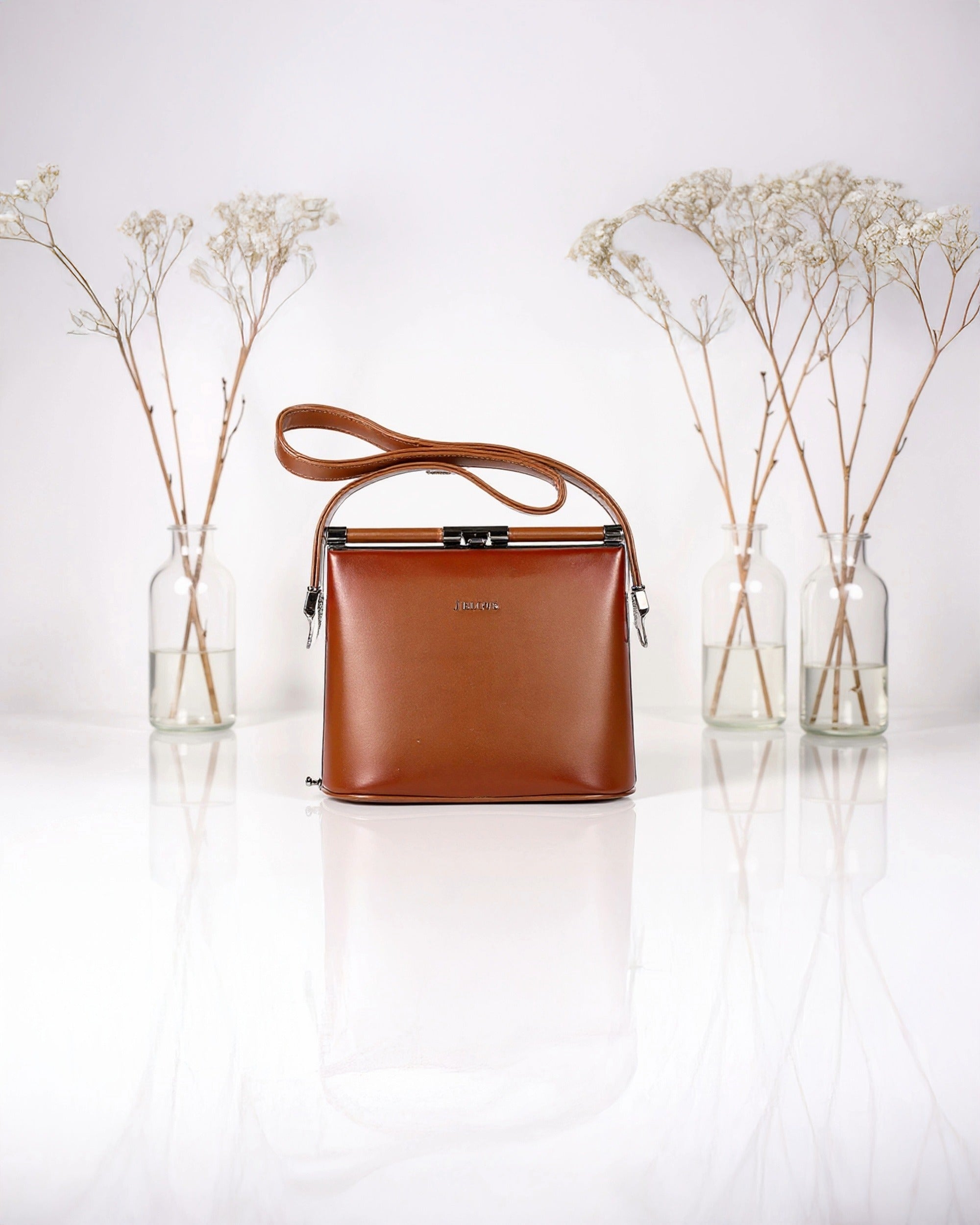 Shimmer - The Frame Bag | Warm Caramel