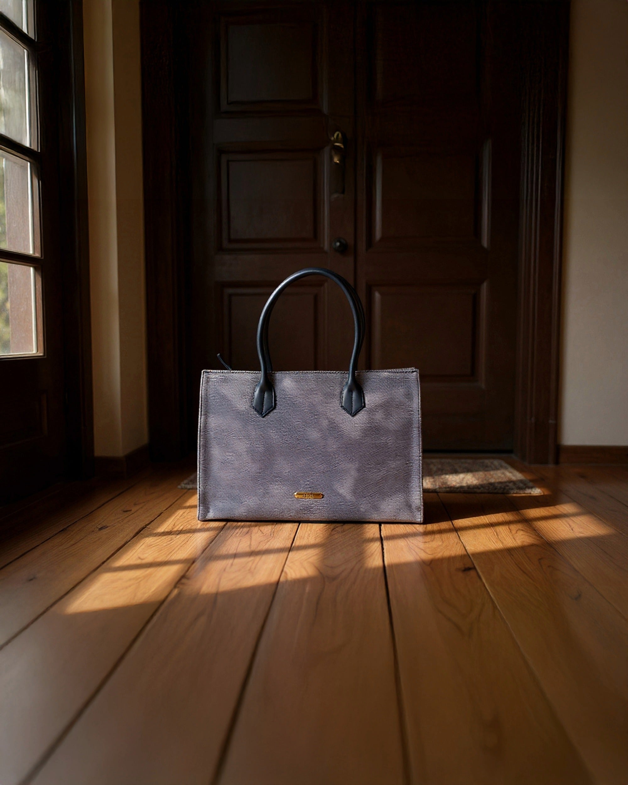 Classic Structured Tote - Textured Finish | Polished Navy