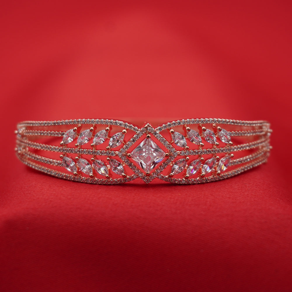 Multi-Row Princess-Cut Leaf Design Bracelet (Free size)