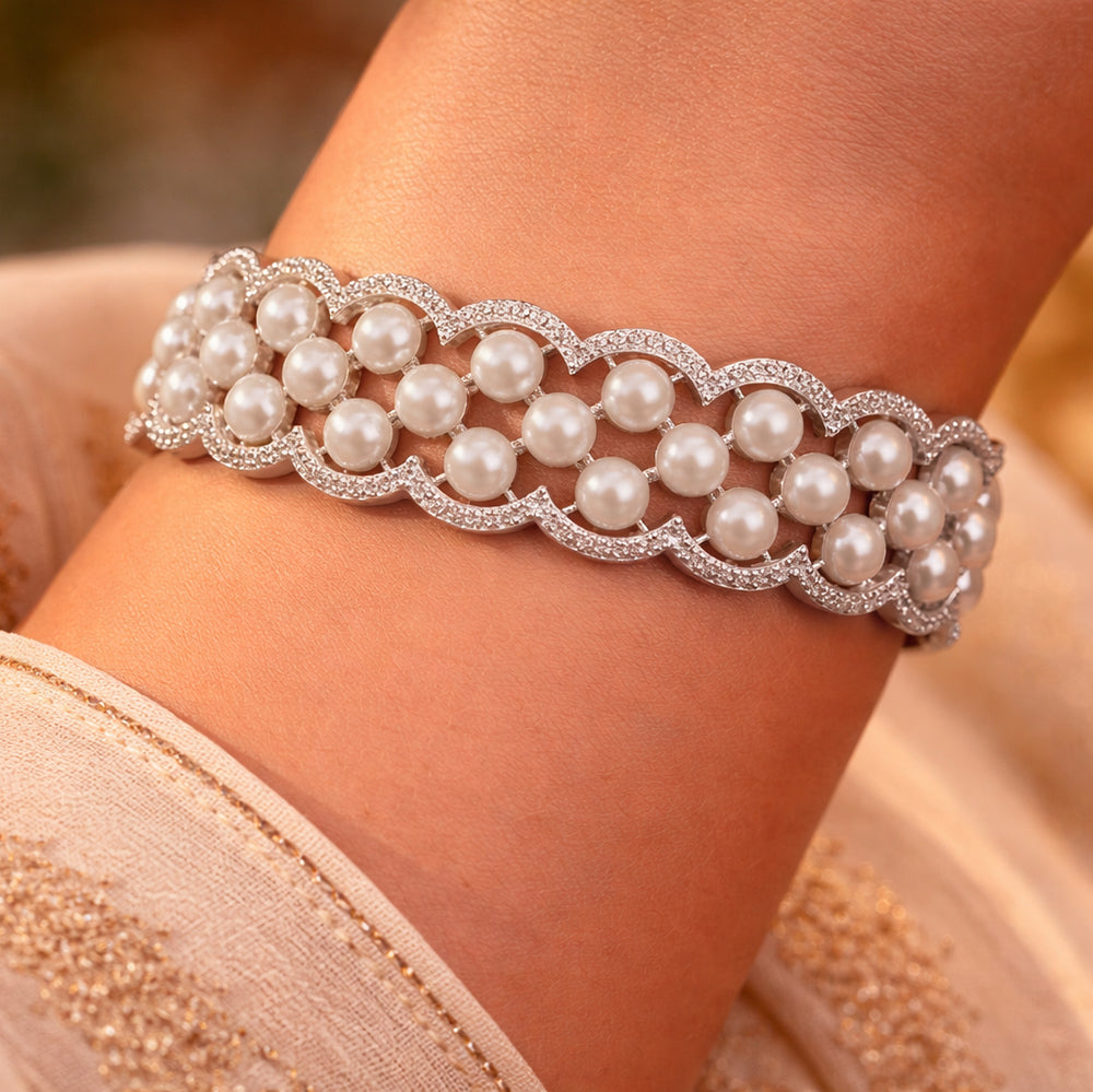 Pearl Scalloped Fashion Silver-Tone Bangle (Free size)