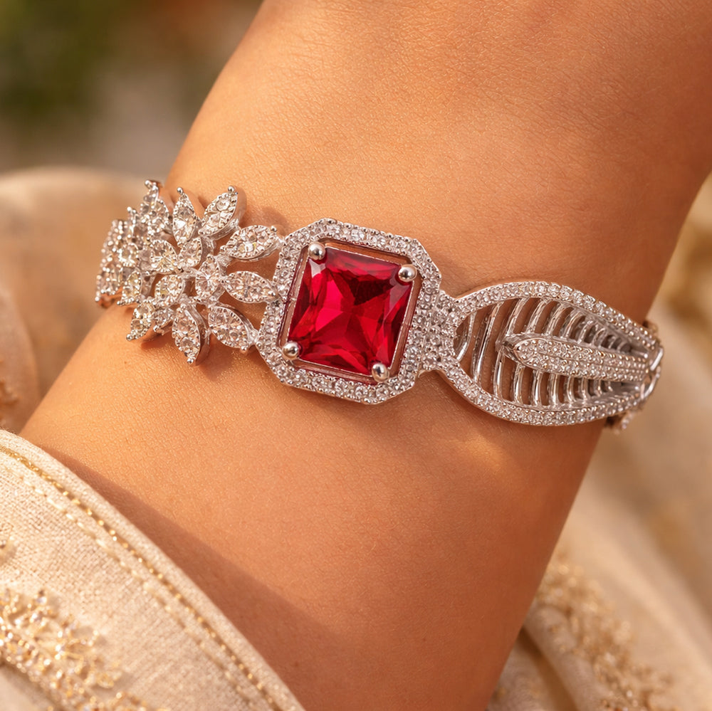 Red Stone Floral Bracelet (Free size)