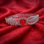 Red Stone Floral Bracelet (Free size)