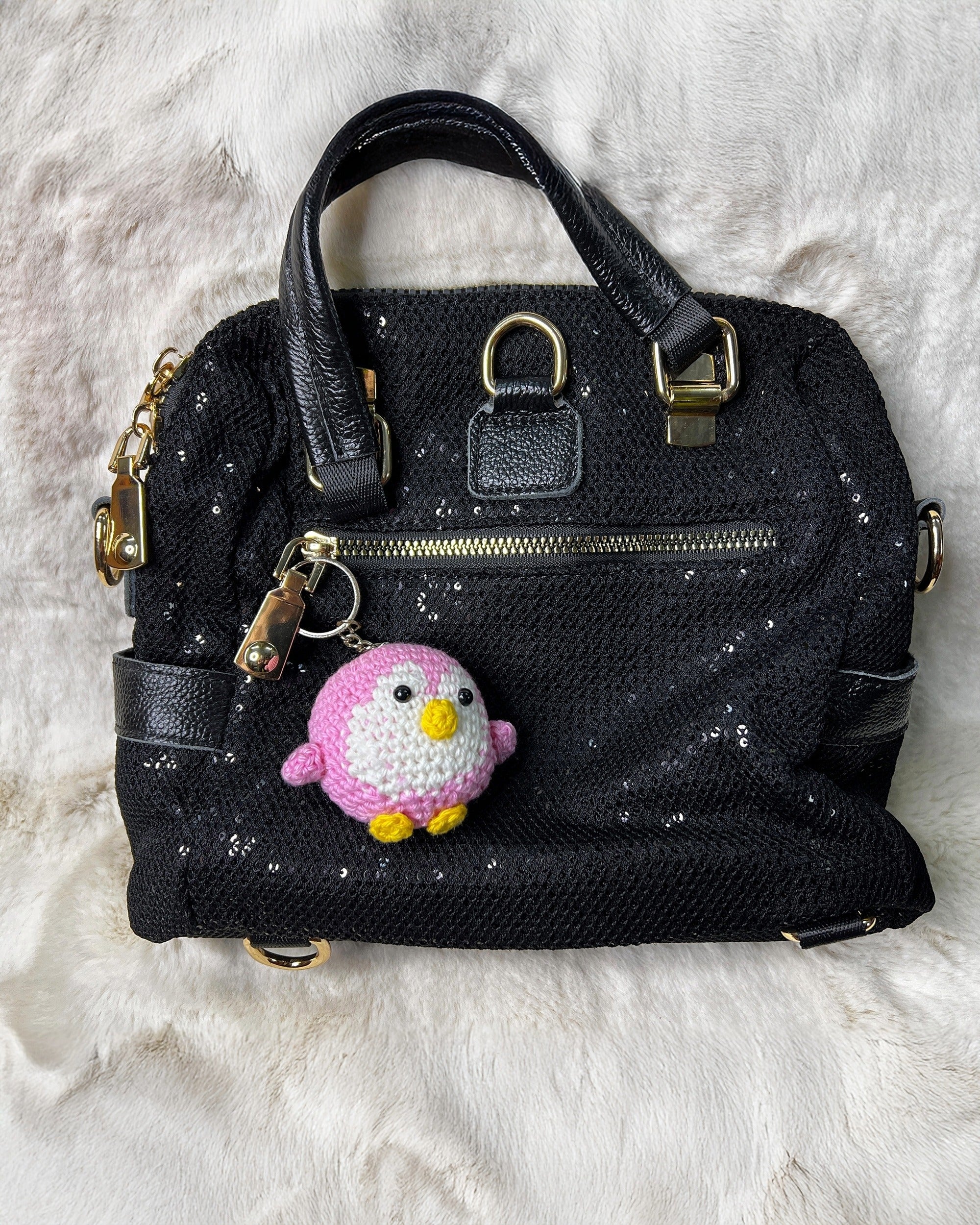 ❄️ Ocean & Arctic Friends – Blush Penguin – Pink & White Amigurumi Charm