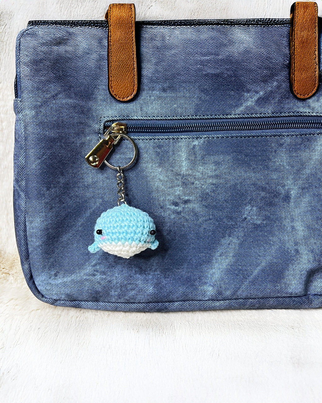 ❄️ Ocean & Arctic Friends – Blue Wave Whale – Ocean Blue Amigurumi Charm