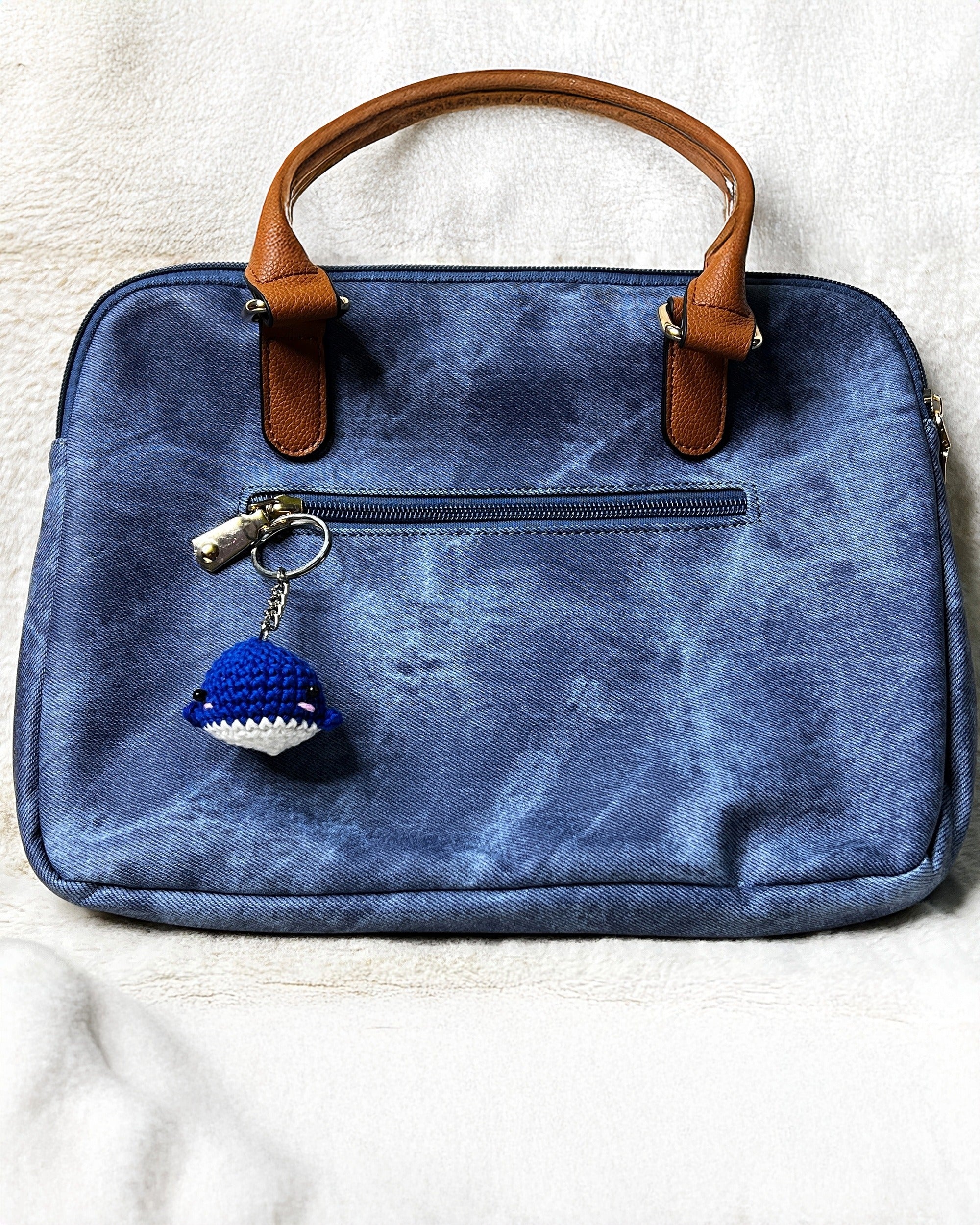 ❄️ Ocean & Arctic Friends – Deep Sea Whale – Ocean Blue Amigurumi Charm