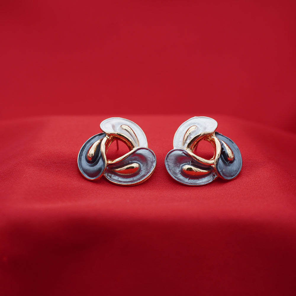 Tri-Tone Interlocking Knot Stud Earrings